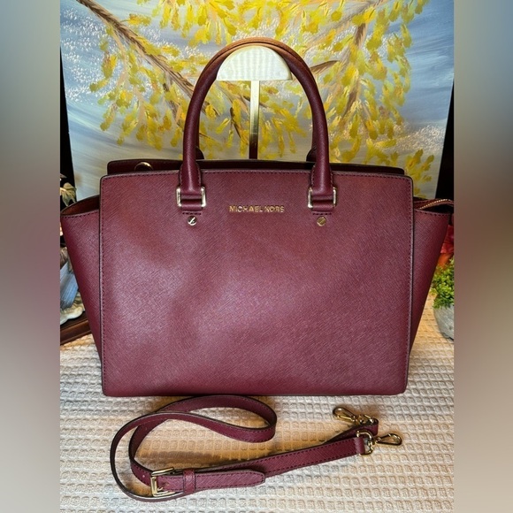 Michael Michael Kors Tote Crossbody Cranberry - Picture 1 of 10